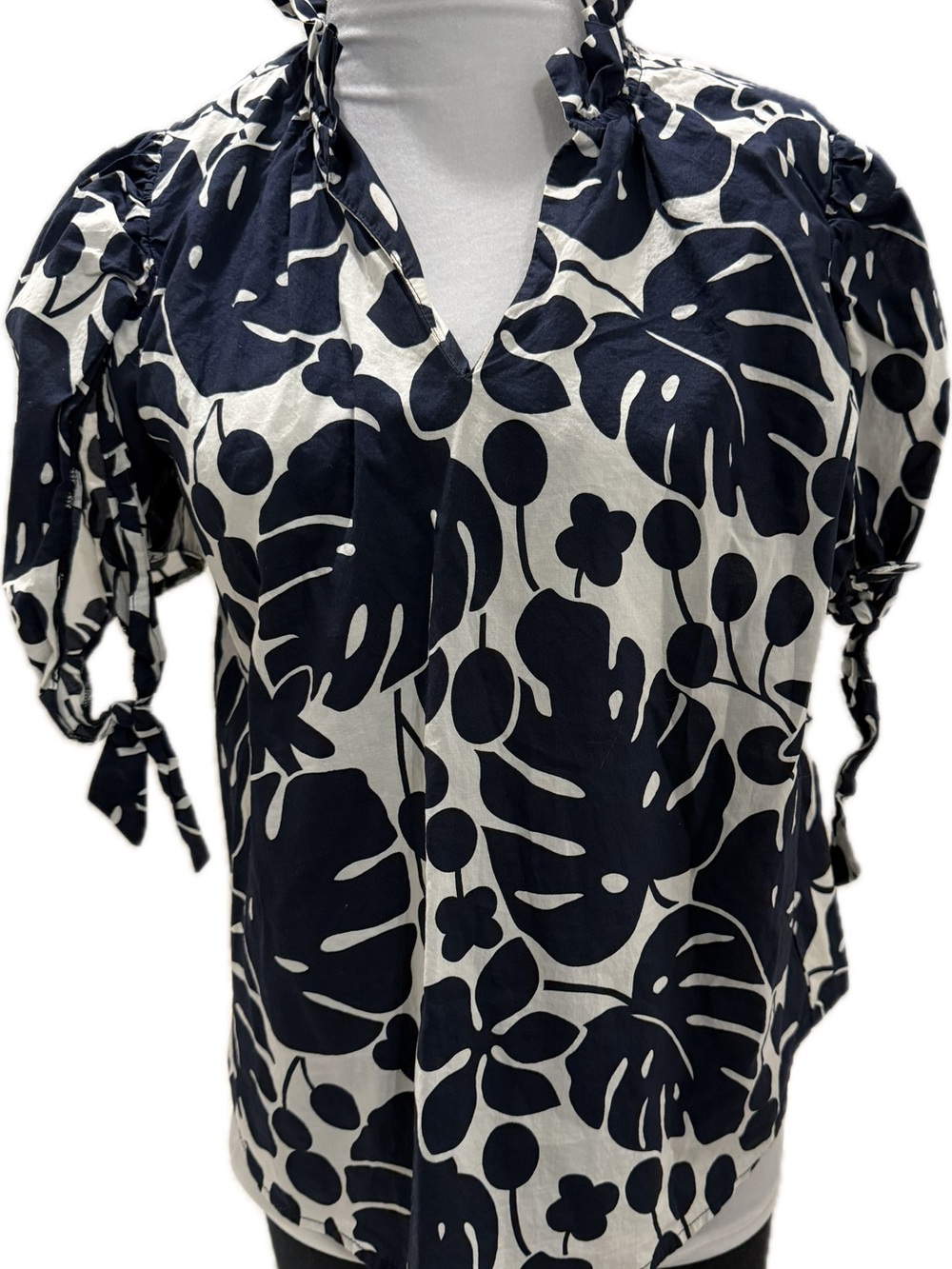Tropical Monstera Leaf Print Puff Sleeve Blouse Top White Navy Medium